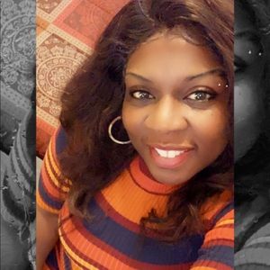 Meet your Posher, Sharmella